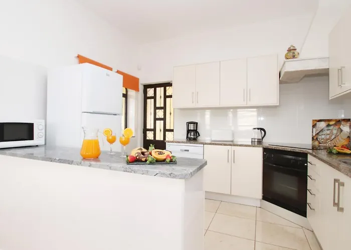 Saint John By Algarve Vacation Вилла