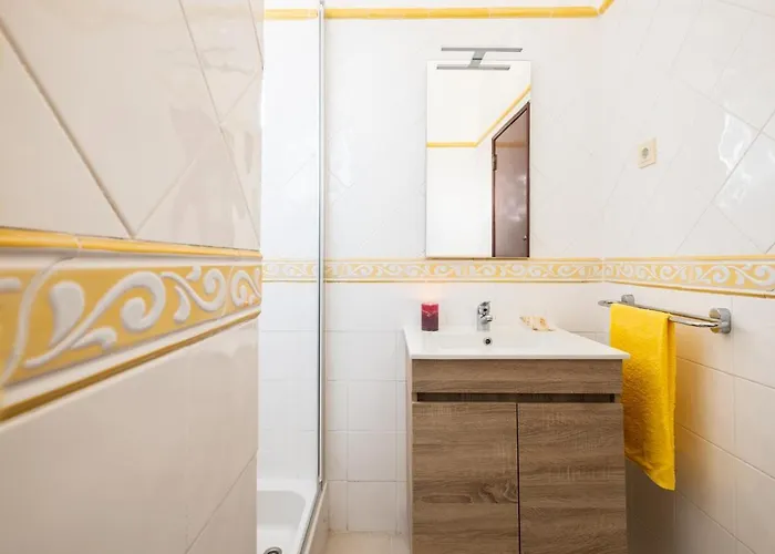 Villa Saint John By Algarve Vacation