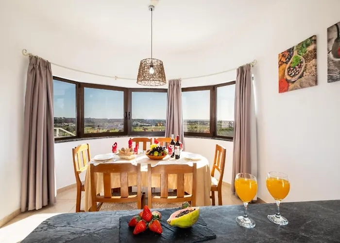 Villa Saint John By Algarve Vacation