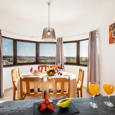 Villa Saint John By Algarve Vacation