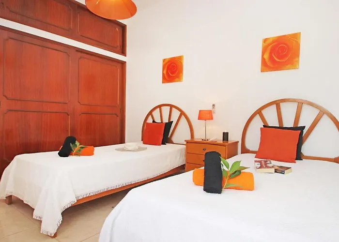 Saint John By Algarve Vacation アルブフェイラ